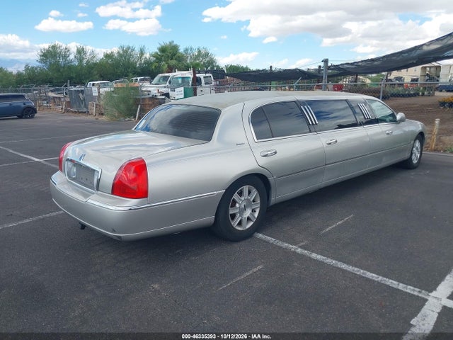 46335393 :رقم المزاد ، 2L1FL8JWXBX752793 vin ، 2011 Lincoln Town Car Executive مزاد بيع