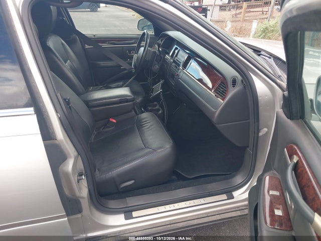 46335393 :رقم المزاد ، 2L1FL8JWXBX752793 vin ، 2011 Lincoln Town Car Executive مزاد بيع