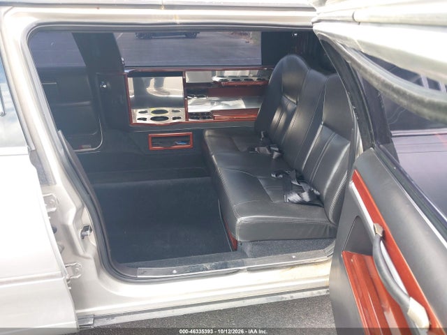 46335393 :رقم المزاد ، 2L1FL8JWXBX752793 vin ، 2011 Lincoln Town Car Executive مزاد بيع
