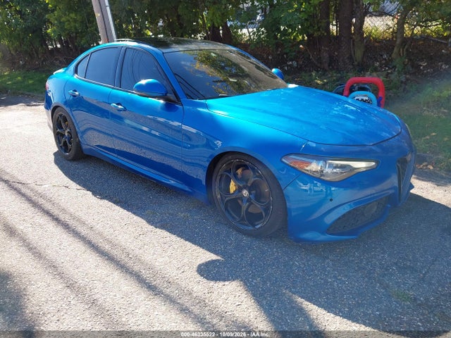 Продажа на аукционе авто 2018 Alfa Romeo Giulia Ti Sport Awd, vin: ZARFAEEN4J7575449, номер лота: 46335522