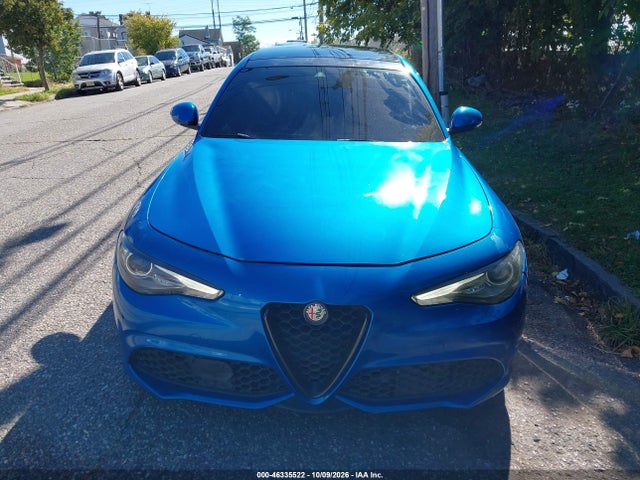 Продажа на аукционе авто 2018 Alfa Romeo Giulia Ti Sport Awd, vin: ZARFAEEN4J7575449, номер лота: 46335522
