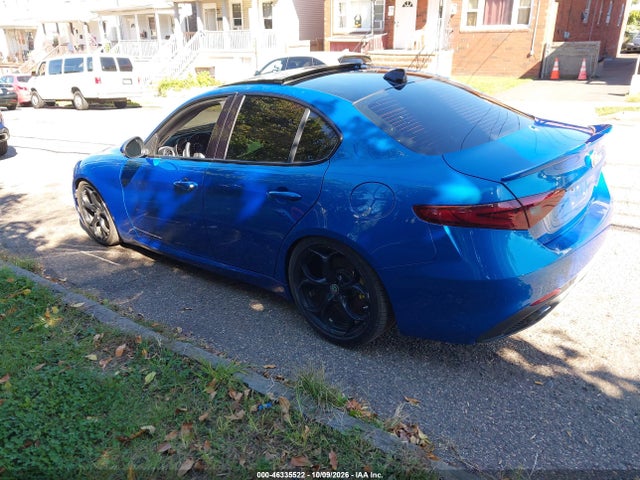 Продажа на аукционе авто 2018 Alfa Romeo Giulia Ti Sport Awd, vin: ZARFAEEN4J7575449, номер лота: 46335522