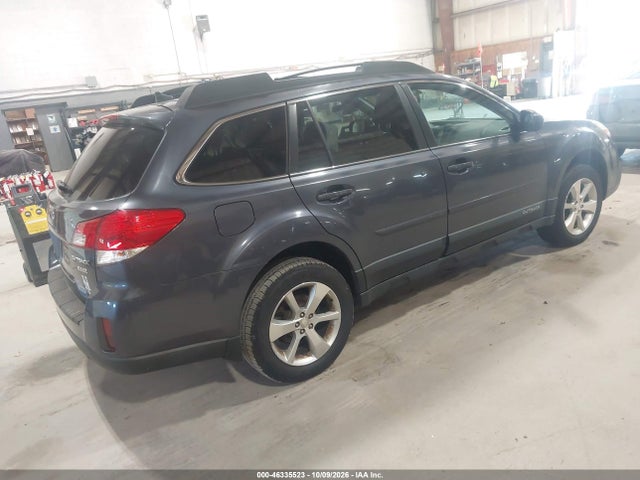 46335523 :رقم المزاد ، 4S4BRBMC9E3312320 vin ، 2014 Subaru Outback 2.5i Limited مزاد بيع