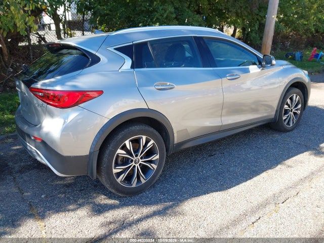 2017 Infiniti Qx30 Premium მანქანა იყიდება აუქციონზე, vin: SJKCH5CR0HA029725, აუქციონის ნომერი: 46335534