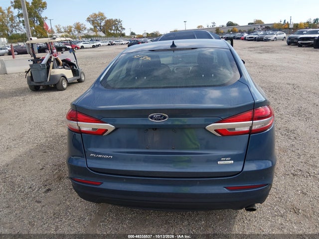 3FA6P0HD5KR195034 Ford FUSION SE