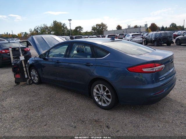 3FA6P0HD5KR195034 Ford FUSION SE