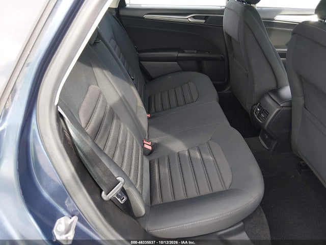 3FA6P0HD5KR195034 Ford FUSION SE