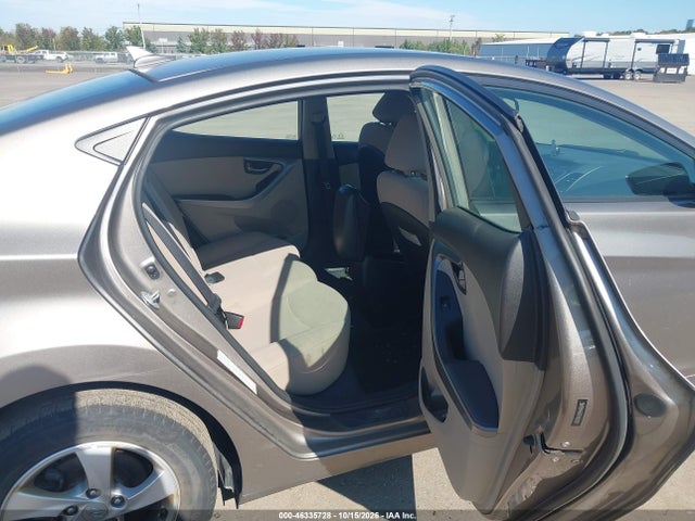 Продажа на аукционе авто 2015 Hyundai Elantra Se, vin: 5NPDH4AE6FH569300, номер лота: 46335728