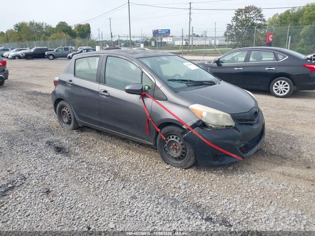 46336018 :رقم المزاد ، JTDKTUD34DD543989 vin ، 2013 Toyota Yaris Le مزاد بيع