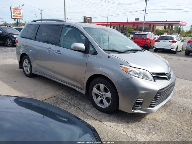 Aukcja sprzedaży 2018 Toyota Sienna Le 8 Passenger, vin: 5TDKZ3DC6JS954674, numer aukcji: 46336215