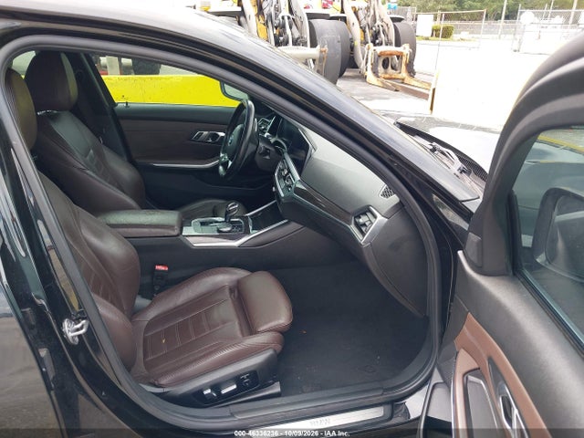 46336236 :رقم المزاد ، 3MW5R1J54K8A05610 vin ، 2019 Bmw 330i مزاد بيع