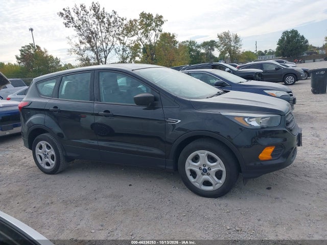 2019 Ford Escape S მანქანა იყიდება აუქციონზე, vin: 1FMCU0F79KUA23323, აუქციონის ნომერი: 46336253