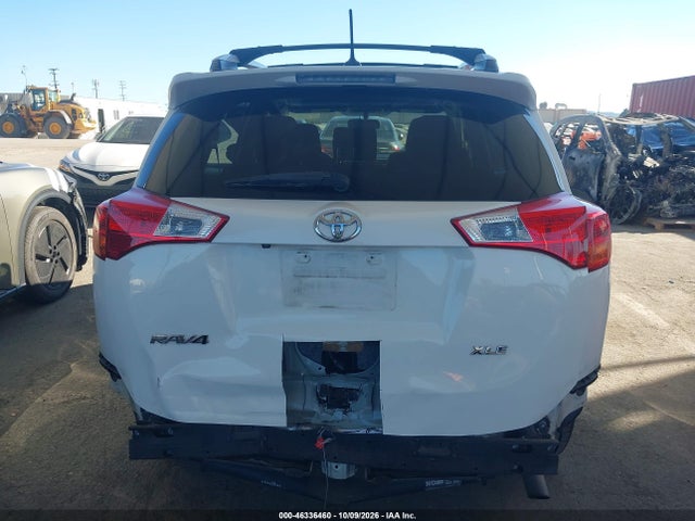 Toyota Rav4 Xle 2014 JTMWFREV3EJ007818 Image 17