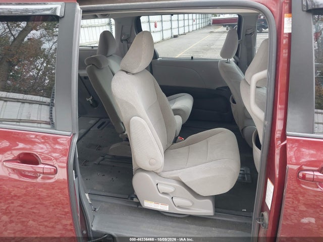 Aukcja sprzedaży 2018 Toyota Sienna Le 8 Passenger, vin: 5TDKZ3DC0JS904546, numer aukcji: 46336468