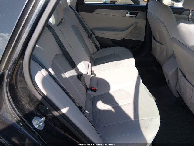 Hyundai SONATA SE 2016 5NPE24AF2GH302008 Image 8