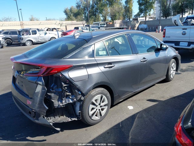 Toyota Prius Prime Plus 2018 JTDKARFP5J3086212 Image 4