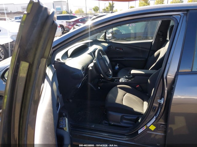 Toyota Prius Prime Plus 2018 JTDKARFP5J3086212 Image 5