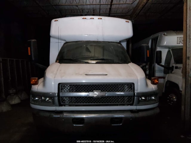 46337018 :رقم المزاد ، 1GBE4V1958F414540 vin ، 2008 Chevrolet Bus Cc4500 مزاد بيع