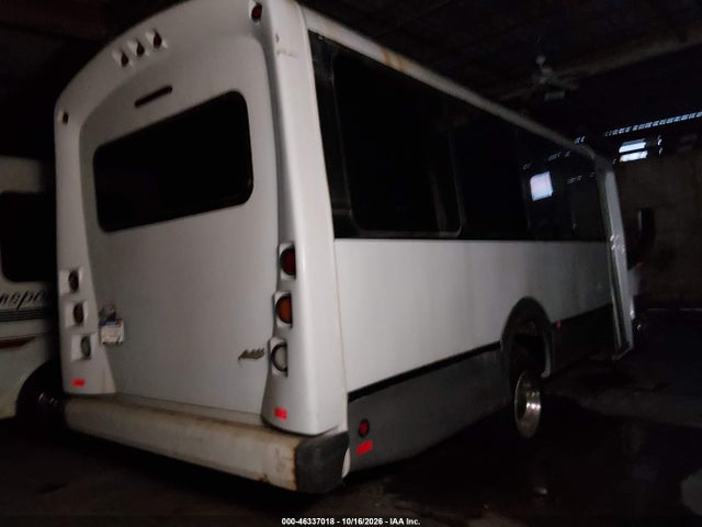 46337018 :رقم المزاد ، 1GBE4V1958F414540 vin ، 2008 Chevrolet Bus Cc4500 مزاد بيع