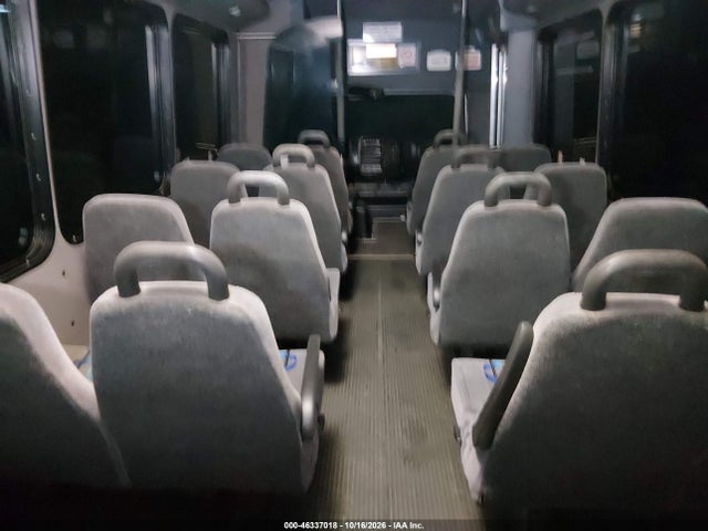 46337018 :رقم المزاد ، 1GBE4V1958F414540 vin ، 2008 Chevrolet Bus Cc4500 مزاد بيع