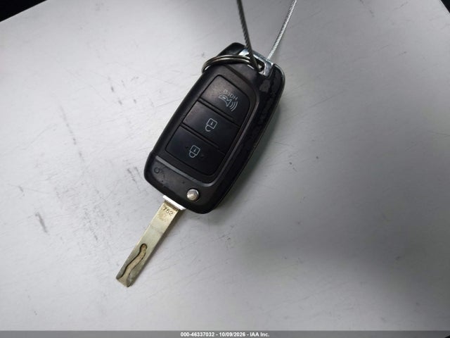 KM8K2CAB5NU883688 Hyundai Kona Se