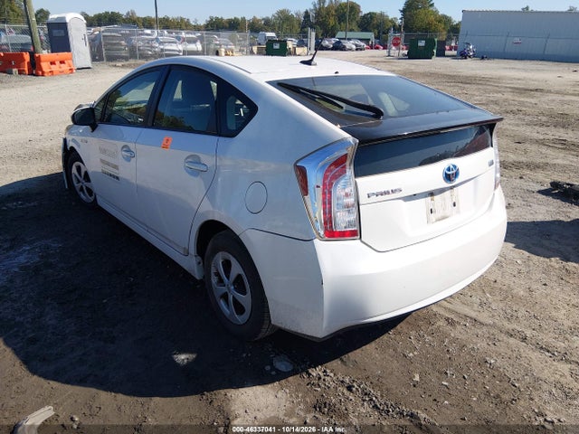 46337041 :رقم المزاد ، JTDKN3DUXD5548413 vin ، 2013 Toyota Prius Three مزاد بيع
