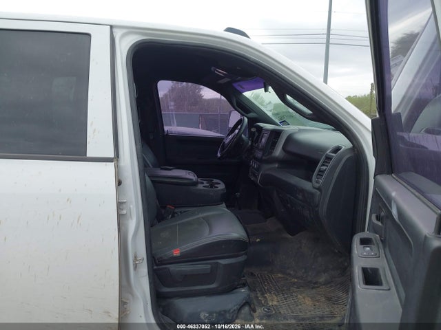 Продаж на аукціоні авто 2023 Ram 2500 Tradesman  4x4 6'4 Box, vin: 3C6UR5CL3PG610398, номер лоту: 46337052