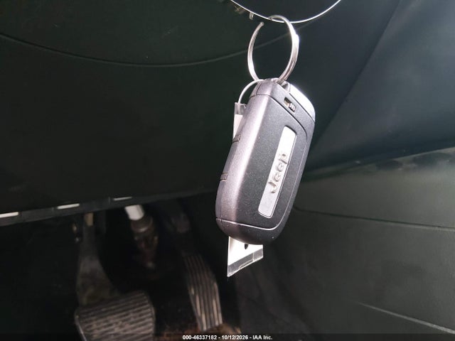 Продаж на аукціоні авто 2015 Jeep Renegade Latitude, vin: ZACCJBBT9FPB87478, номер лоту: 46337182