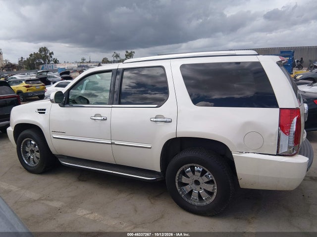 46337267 :رقم المزاد ، 1GYS3AEF0CR105067 vin ، 2012 Cadillac Escalade Standard مزاد بيع