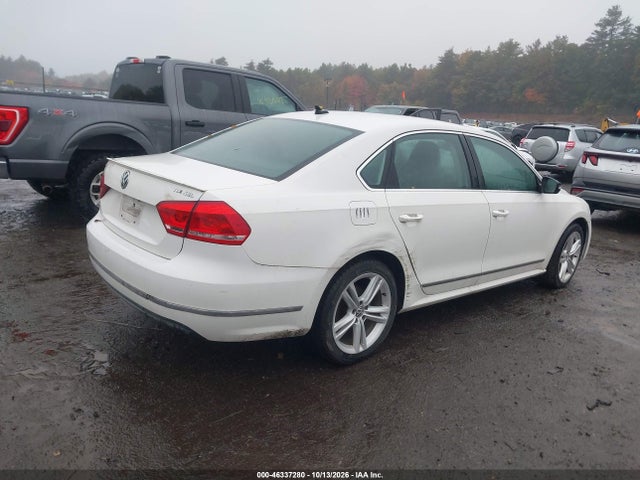 Продаж на аукціоні авто 2013 Volkswagen Passat 2.0l Tdi Sel Premium, vin: 1VWCN7A36DC030699, номер лоту: 46337280