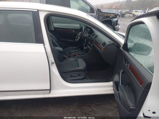 Продаж на аукціоні авто 2013 Volkswagen Passat 2.0l Tdi Sel Premium, vin: 1VWCN7A36DC030699, номер лоту: 46337280