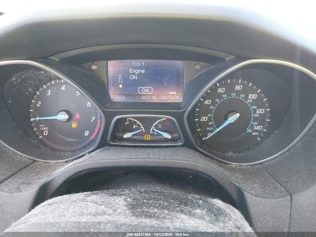 46337364 :رقم المزاد ، 1FADP3F28DL338098 vin ، 2013 Ford Focus Se مزاد بيع