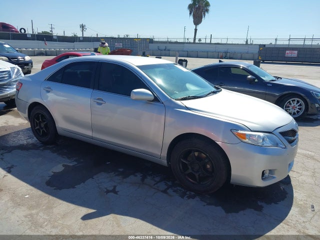 46337416 :رقم المزاد ، 4T4BF3EK3BR202637 vin ، 2011 Toyota Camry Le مزاد بيع