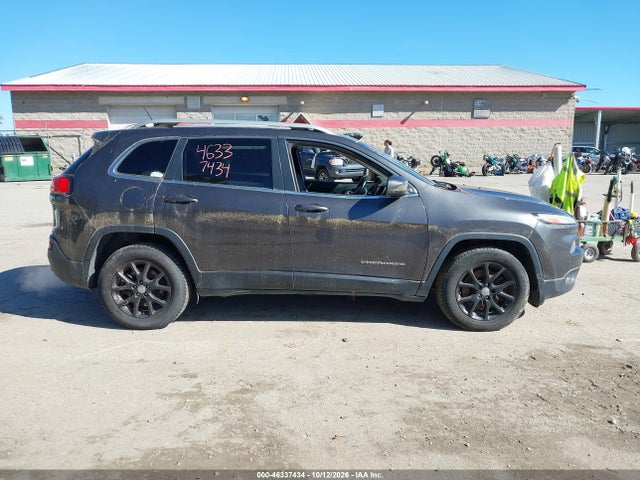 2015 Jeep Cherokee Latitude მანქანა იყიდება აუქციონზე, vin: 1C4PJMCS5FW792846, აუქციონის ნომერი: 46337434
