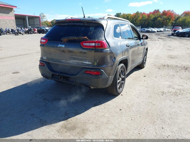 2015 Jeep Cherokee Latitude მანქანა იყიდება აუქციონზე, vin: 1C4PJMCS5FW792846, აუქციონის ნომერი: 46337434