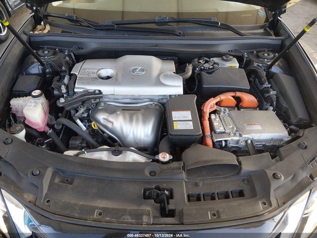 Lexus ES 300H 2018 JTHBW1GG1J2194364 Image 10