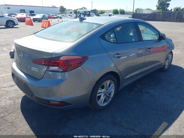 Hyundai ELANTRA SEL 2019 KMHD84LFXKU736582 Image 4