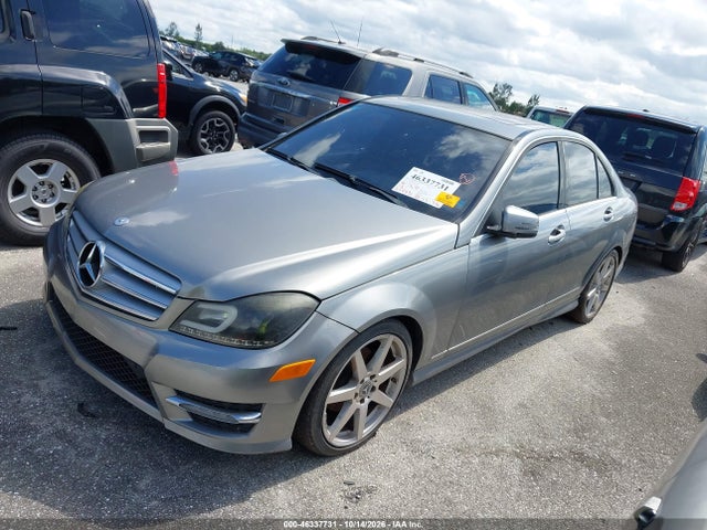 46337731 :رقم المزاد ، WDDGF4HB9CR222939 vin ، 2012 Mercedes-benz C 250 Sport مزاد بيع