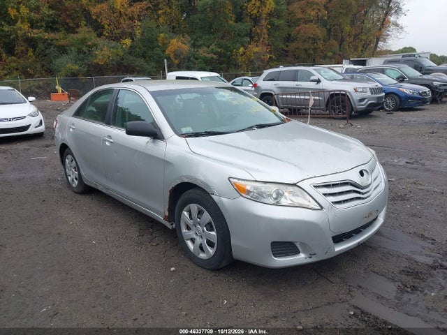 46337789 :رقم المزاد ، 4T4BF3EK0BR131140 vin ، 2011 Toyota Camry مزاد بيع