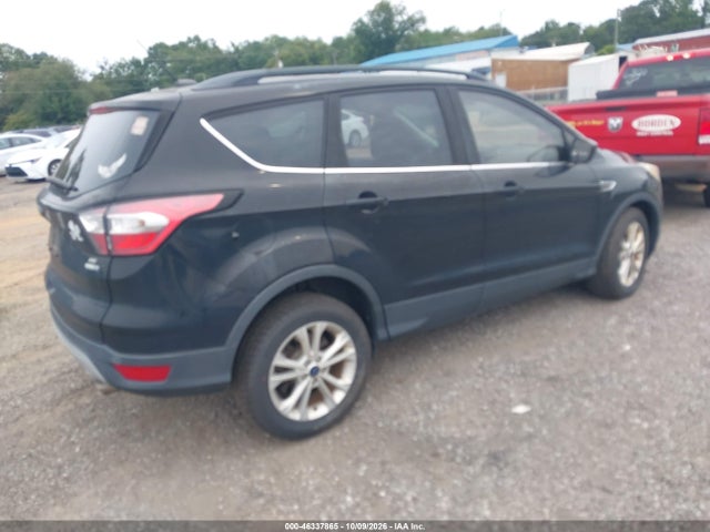 46337865 :رقم المزاد ، 1FMCU9GD3HUB64261 vin ، 2017 Ford Escape Se مزاد بيع