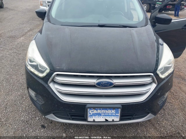 46337865 :رقم المزاد ، 1FMCU9GD3HUB64261 vin ، 2017 Ford Escape Se مزاد بيع