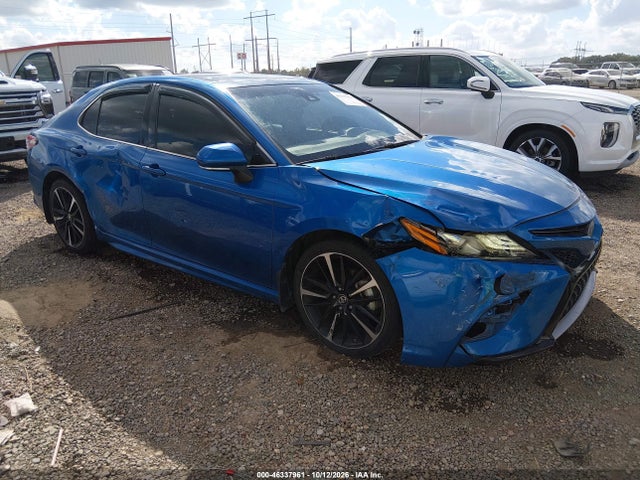 46337961 :رقم المزاد ، 4T1B61HK5KU252725 vin ، 2019 Toyota Camry Xse مزاد بيع