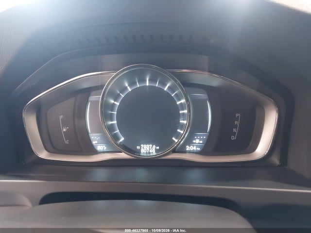 46337968 :رقم المزاد ، YV4612HK1G1006089 vin ، 2016 Volvo V60 Cross Country T5 مزاد بيع