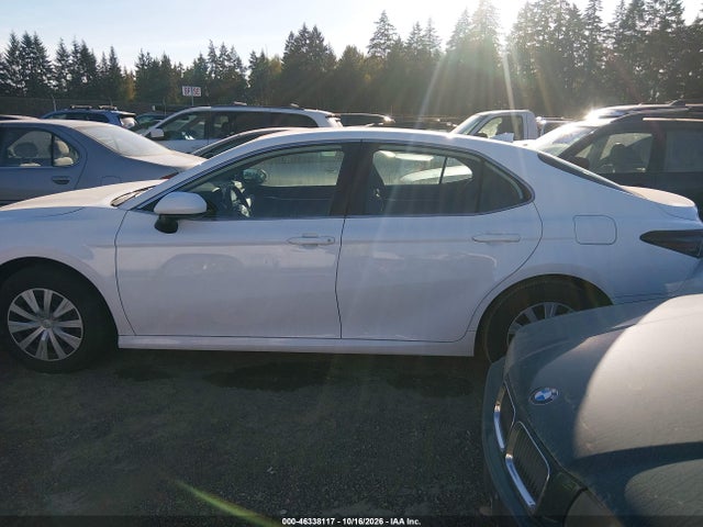 46338117 :رقم المزاد ، 4T1C31AK8PU614531 vin ، 2023 Toyota Camry Le Hybrid مزاد بيع
