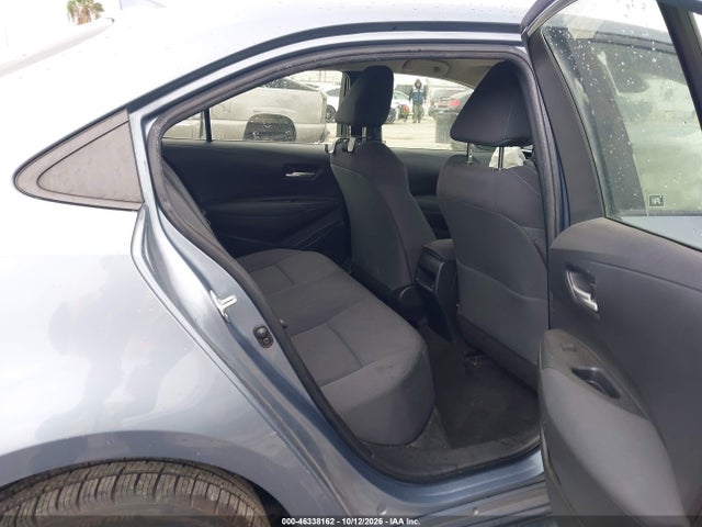JTDEPMAE1MJ189941 Toyota COROLLA LE