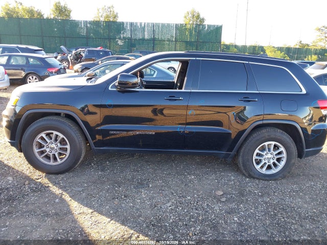 2018 Jeep Grand Cherokee Laredo 4x4 მანქანა იყიდება აუქციონზე, vin: 1C4RJFAG6JC508248, აუქციონის ნომერი: 46338297