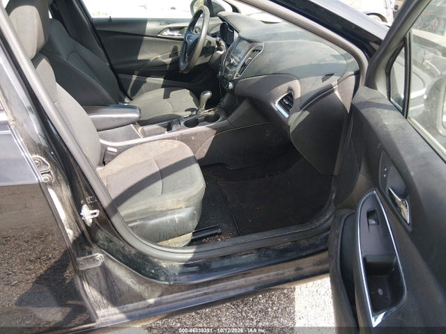 1G1BE5SM8H7226211 Chevrolet Cruze Lt Auto