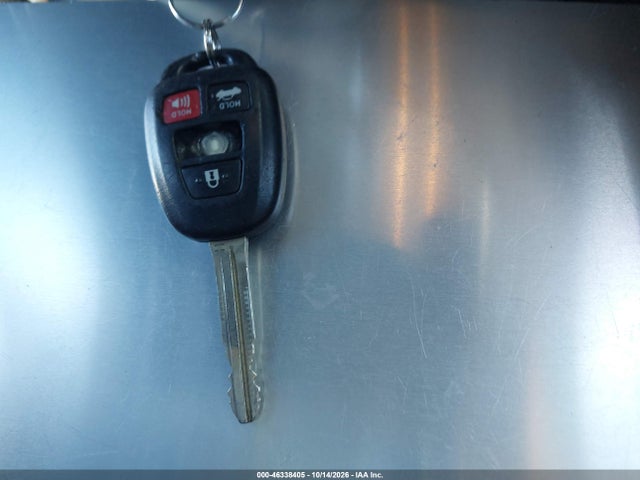 46338405 :رقم المزاد ، 5YFBURHE1HP660373 vin ، 2017 Toyota Corolla Le مزاد بيع