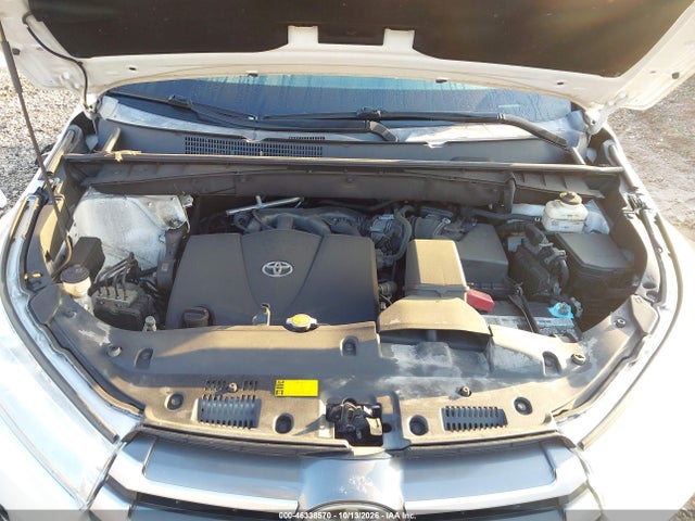 Продаж на аукціоні авто 2017 Toyota Highlander Xle, vin: 5TDJZRFH5HS400463, номер лоту: 46338570