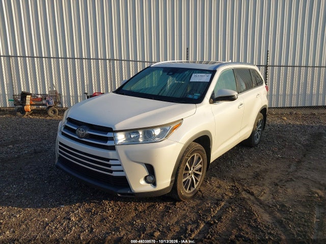 Продаж на аукціоні авто 2017 Toyota Highlander Xle, vin: 5TDJZRFH5HS400463, номер лоту: 46338570